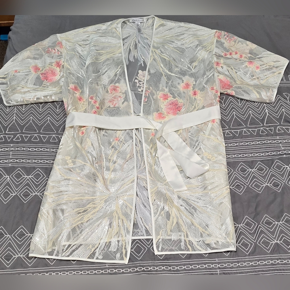 Rya Collection Tamara Embroidered Tie Waist Cover Up/Robe Size O/S